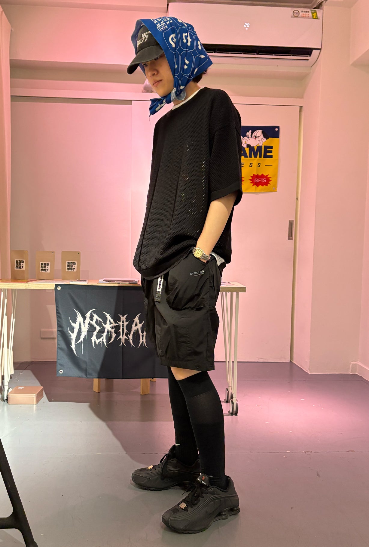 MESH KNIT TEE