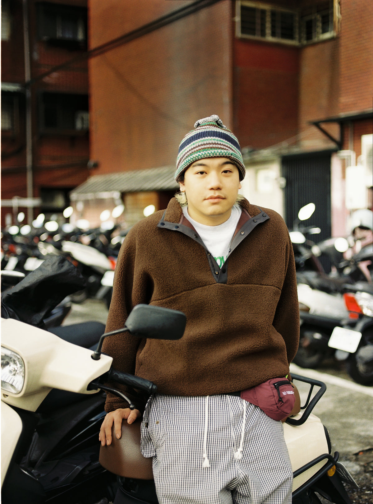 BOA PULLOVER (BROWN)