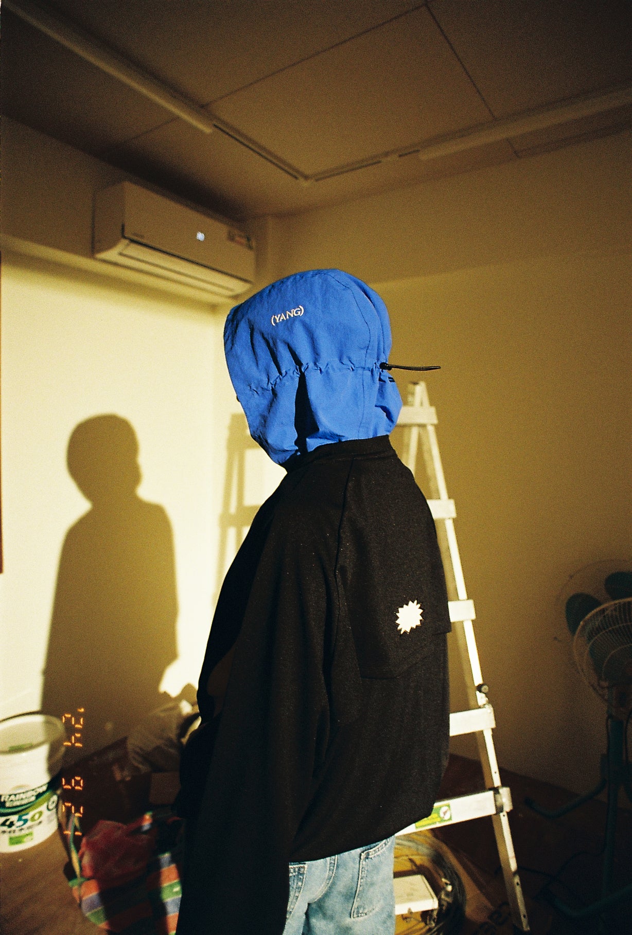 WINDPROOF HOOD (BLUE)