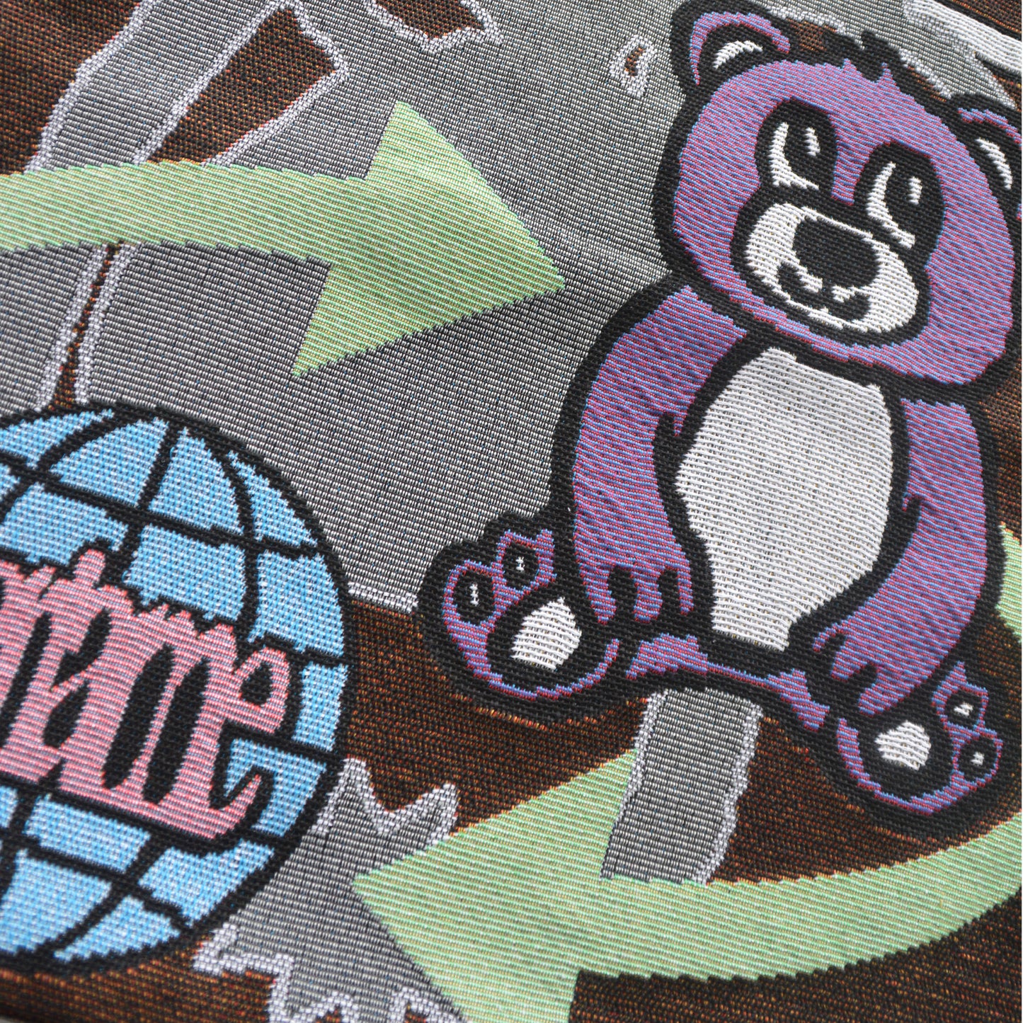 CIRCULATION BLANKET TOTE