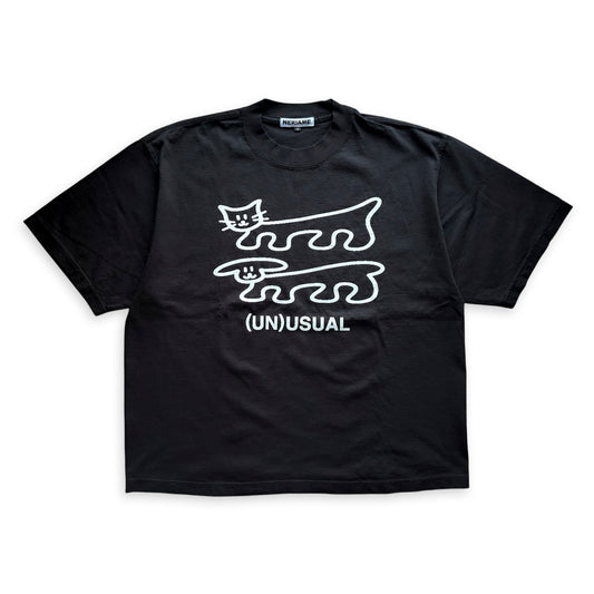 (UN) USUAL TEE (BLACK)